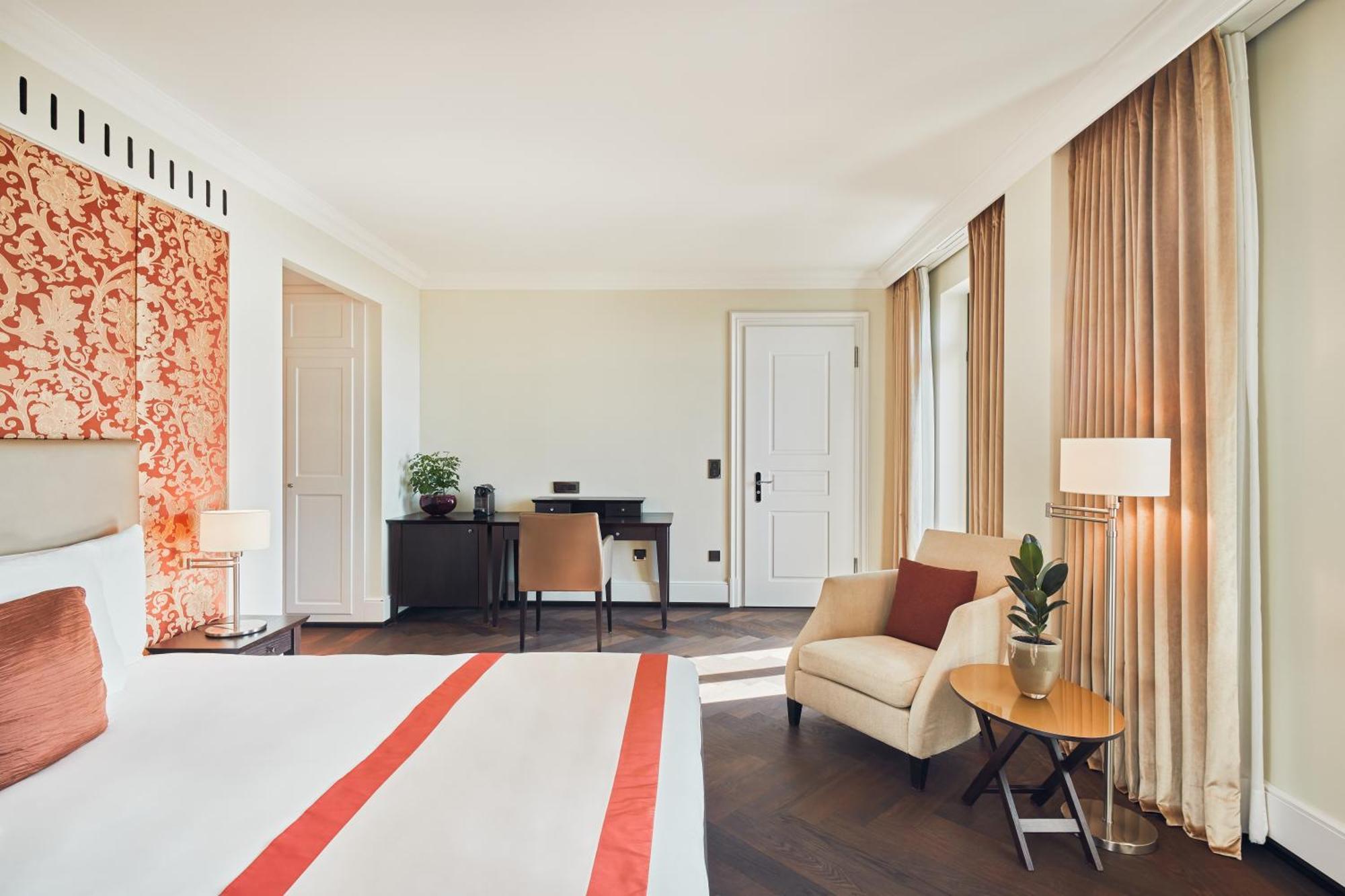 The Dolder Grand - And होटल Zurich